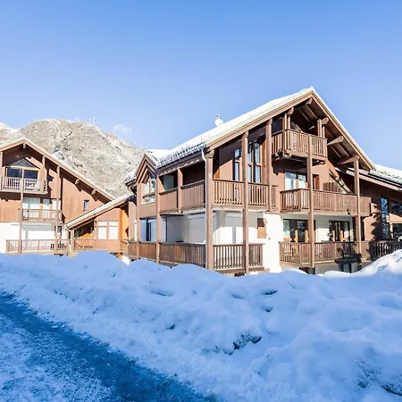 Duplex Confort Pour 4 Personnes Avec Balcon Et Terrasse à - Fr-1-263-92 Appartement Valloire